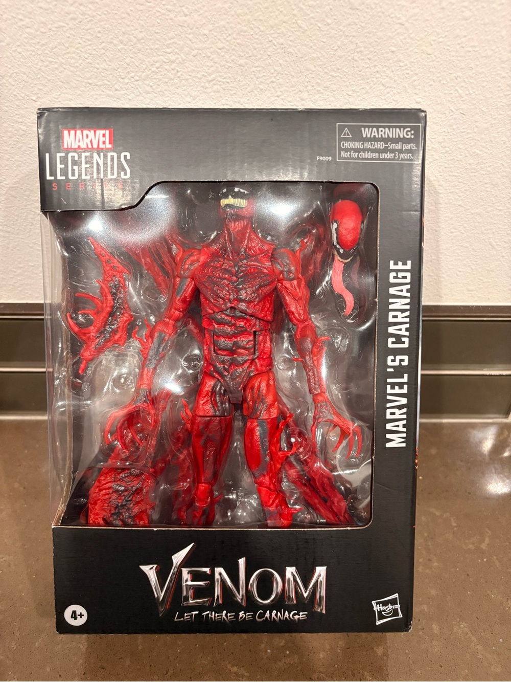 Hasbro Marvel Legends Carnage Figure - Red & Black